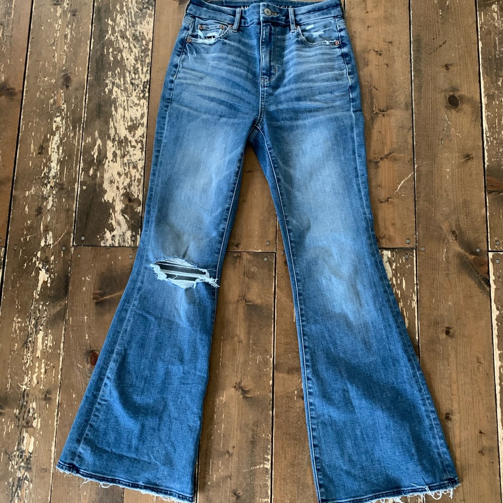 Curvy American Eagle Flare Jeans